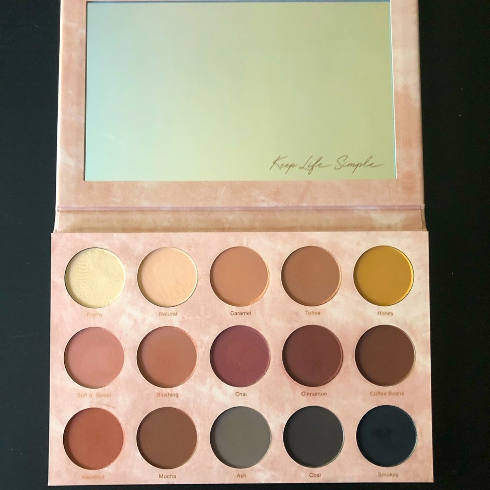 Dominique Cosmetics Transition Palette